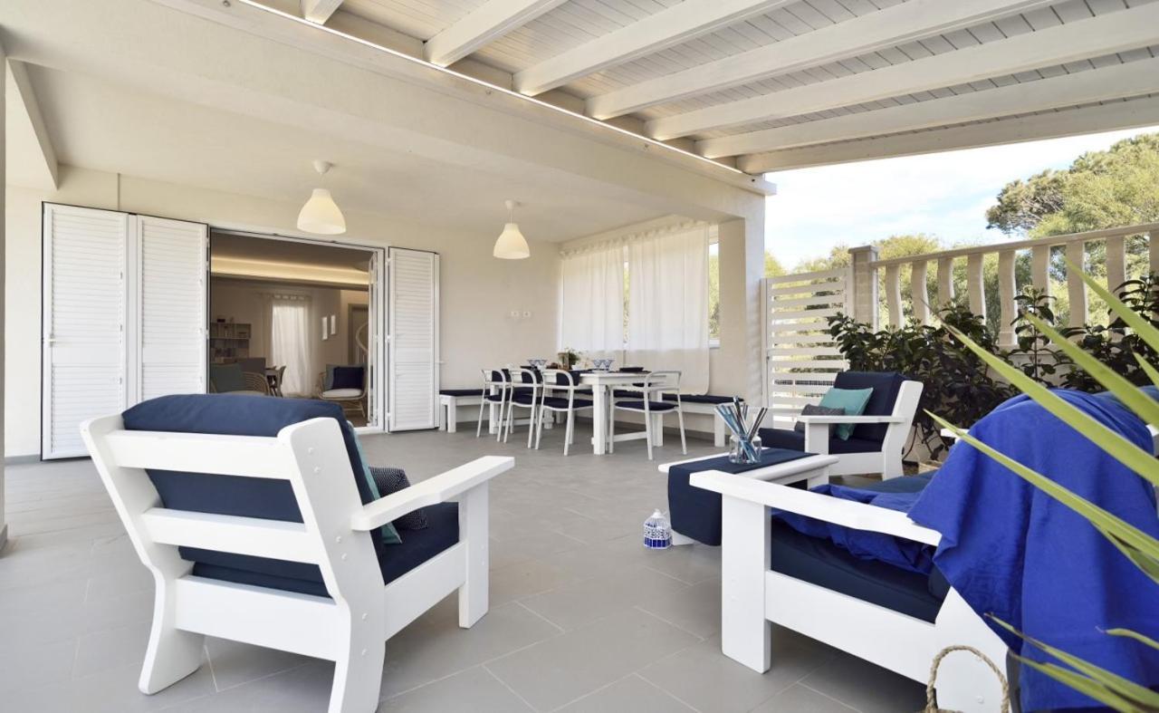 Casa Blanca A Due Passi Dal Mare Villa Санта Мария дел Фокало Екстериор снимка