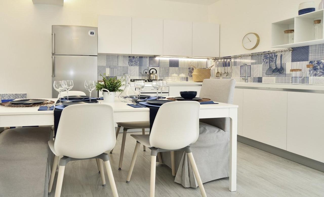 Casa Blanca A Due Passi Dal Mare Villa Санта Мария дел Фокало Екстериор снимка